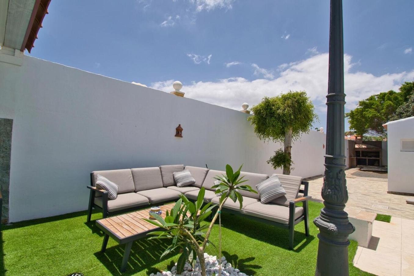 Alamos Park-Stunning Villa In Huge Private Grounds San Miguel de Abona Exteriör bild